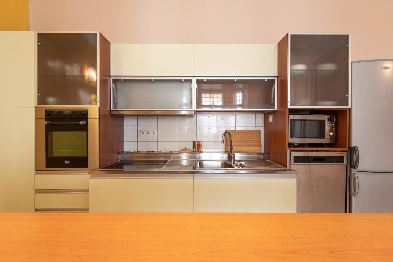 Patrik'S Budapest Center Apartment Bagian luar foto