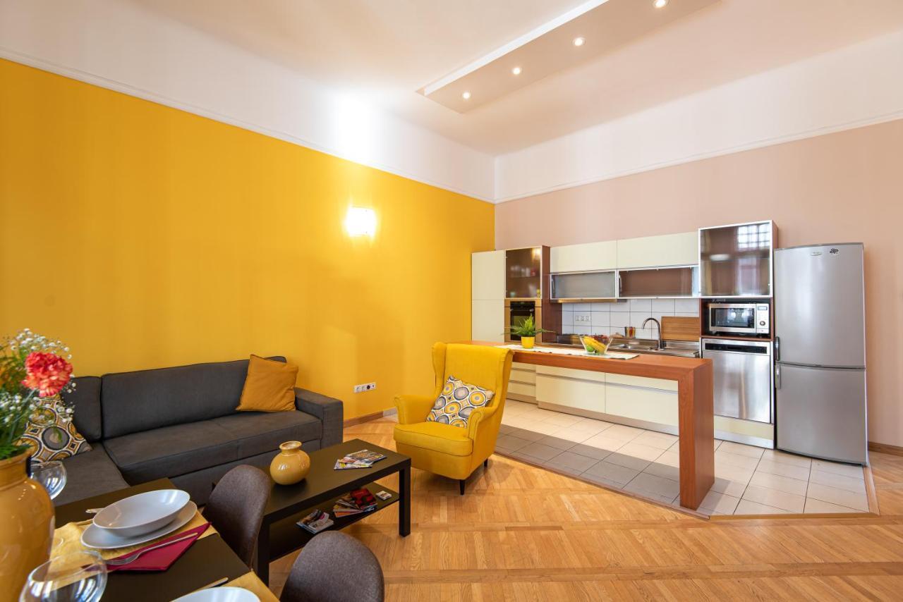 Patrik'S Budapest Center Apartment Bagian luar foto