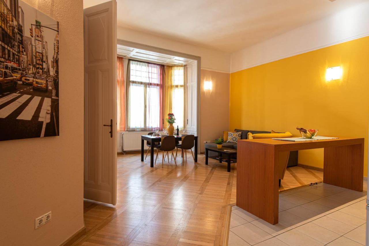 Patrik'S Budapest Center Apartment Bagian luar foto